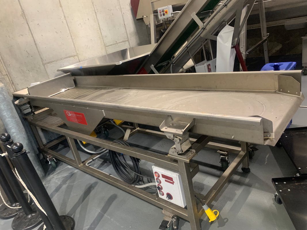 Carlsen vibratory sorting table